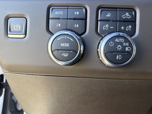 Used 2025 GMC Sierra 1500 Denali w/ Denali Reserve Package image 18