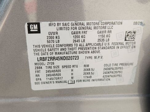 Used 2022 Buick Envision Avenir w/ Technology Package II FWD image 35