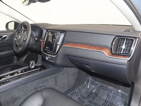 Used 2023 Volvo S60 B5 Plus AWD/4WD image 41