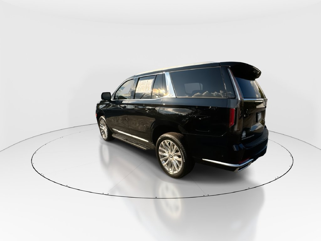 Used 2024 Cadillac Escalade Premium Luxury AWD/4WD image 6