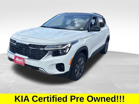 Certified 2024 Kia Seltos SX image 3
