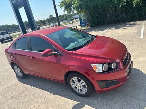 Used 2015 Chevrolet Sonic LT FWD image 9