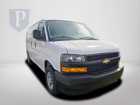 New 2026 Chevrolet Express 2500 w/ Driver Convenience Package RWD image 12