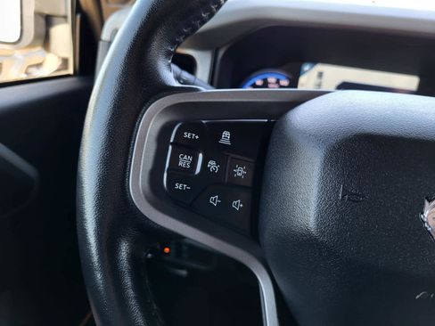 Used 2021 Ford Bronco Badlands image 18