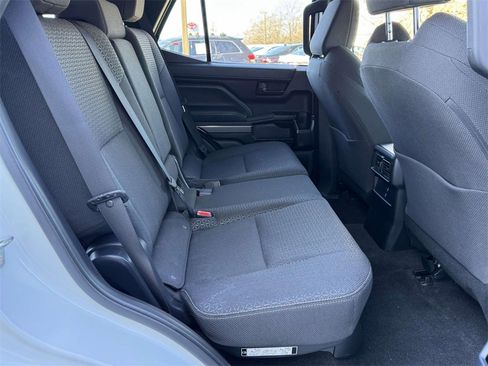 Used 2025 Toyota 4Runner SR5 image 15