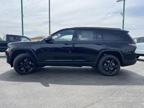 New 2025 Jeep Grand Cherokee L Limited w/ Luxury Tech Group II image 11