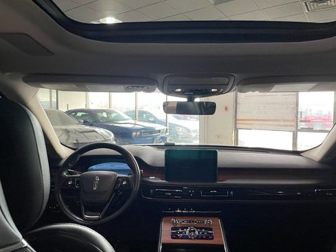 Used 2020 Lincoln Aviator Reserve w/ Equipment Group 202A image 25