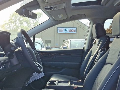 New 2026 Honda Odyssey Elite image 8