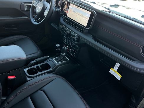 New 2026 Jeep Wrangler Unlimited Rubicon image 16