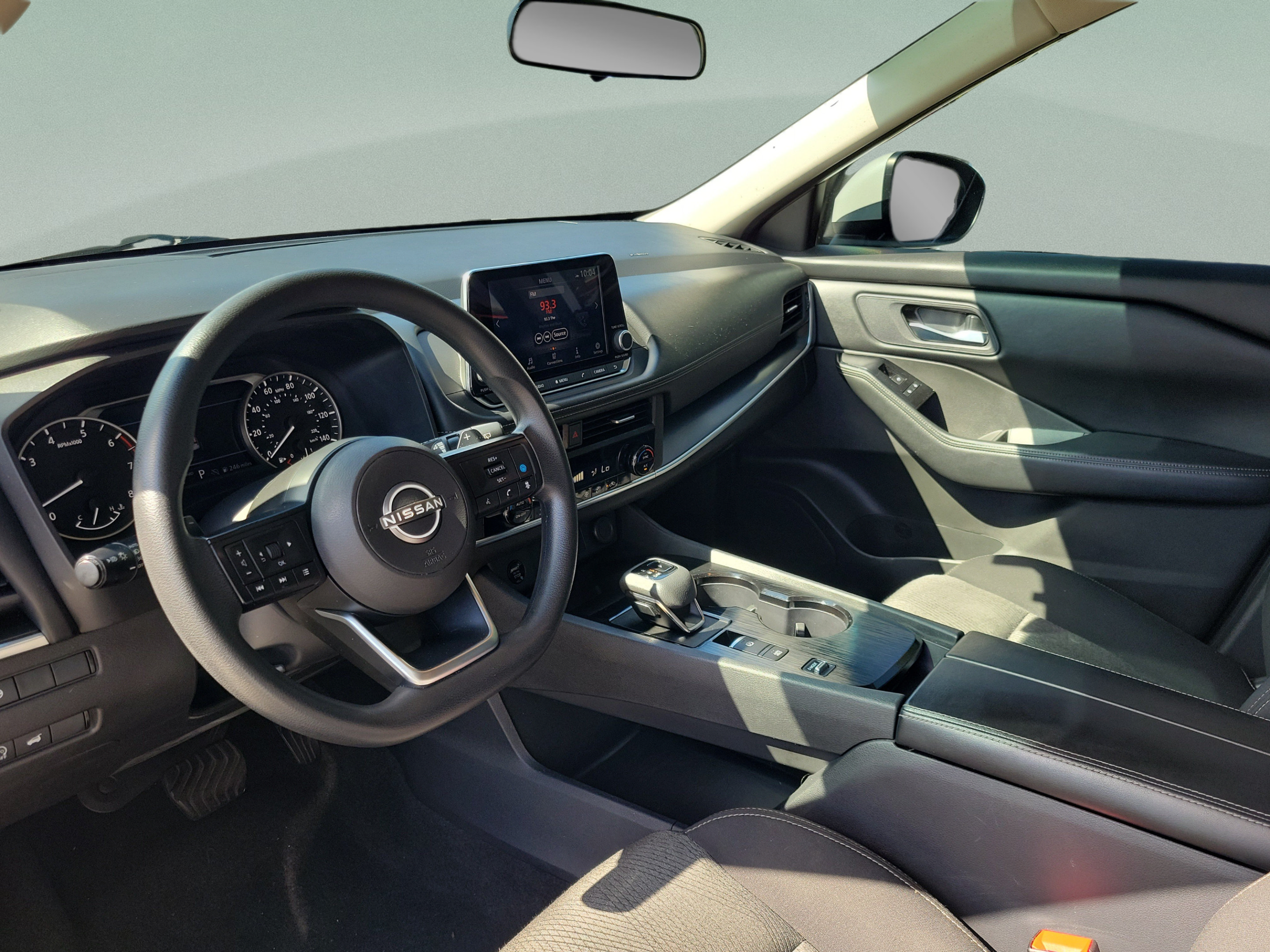 Used 2024 Nissan Rogue SV FWD image 13