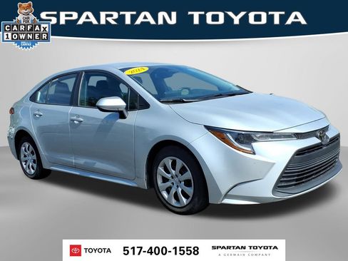 Used 2024 Toyota Corolla LE FWD image 4