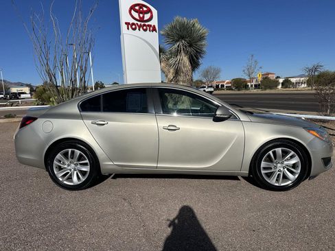 Used 2015 Buick Regal Premium w/ Experience Buick Package image 7