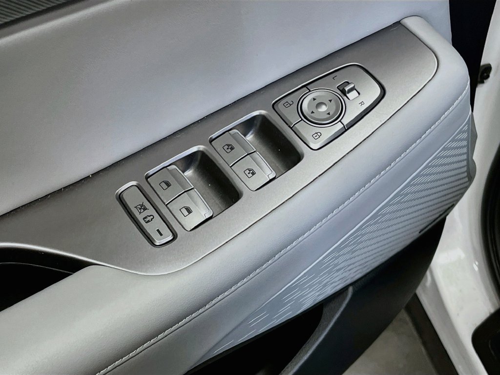 Used 2023 Hyundai Palisade SEL w/ Premium Package AWD/4WD image 18