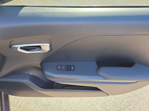 New 2026 Kia K4 FWD image 9