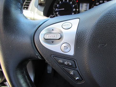 Used 2013 INFINITI FX37 2WD w/ Premium Pkg image 12