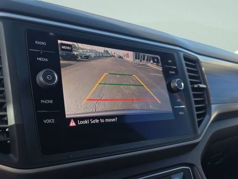 Used 2021 Volkswagen Atlas SE image 26