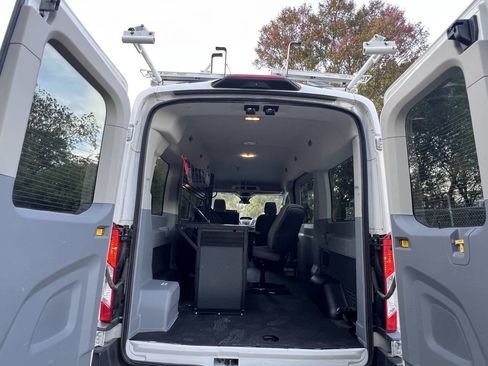 Used 2019 Ford Transit 150 XLT image 12