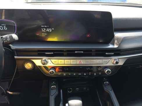 Used 2025 Kia Telluride S image 5