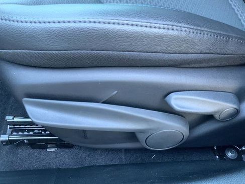 New 2026 Jeep Compass Latitude image 19