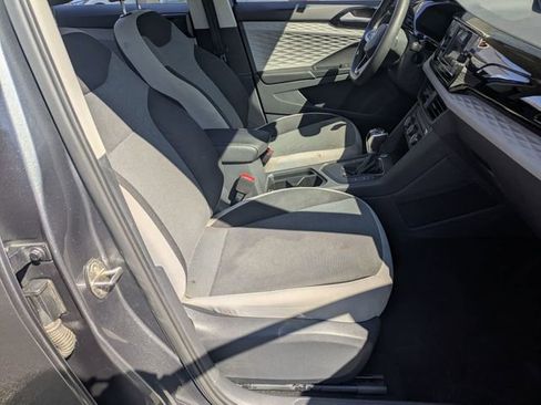 Used 2022 Volkswagen Taos S image 28