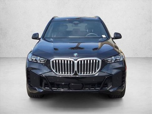 Used 2026 BMW X5 xDrive40i w/ M Sport Package AWD/4WD image 2