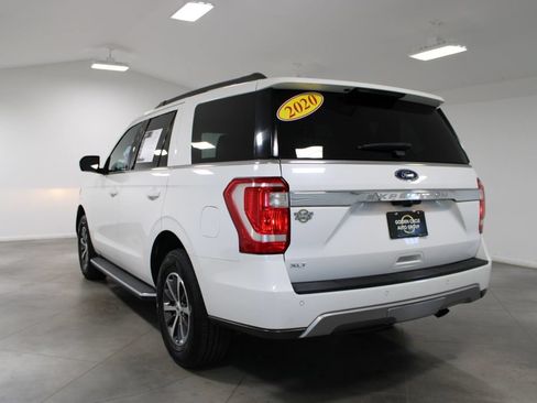 Used 2020 Ford Expedition XLT w/ Equipment Group 202A AWD/4WD image 8
