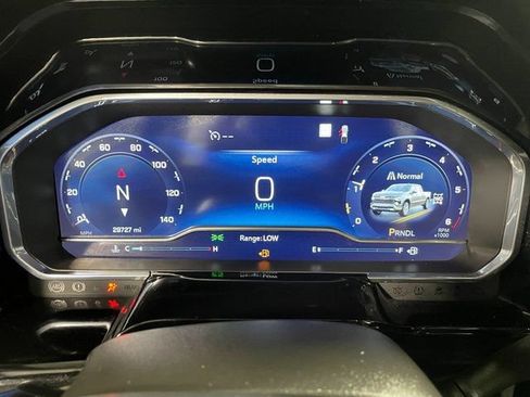 Used 2023 Chevrolet Silverado 1500 LT AWD/4WD image 15