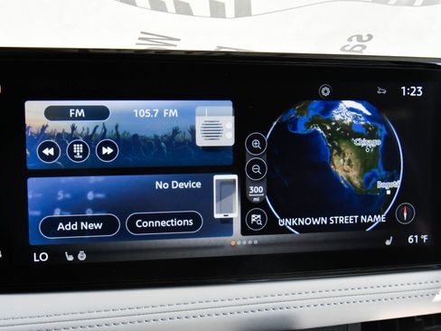 Used 2024 Nissan Ariya AWD image 19