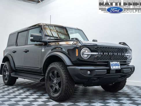 Certified 2025 Ford Bronco Outer Banks AWD/4WD image 1