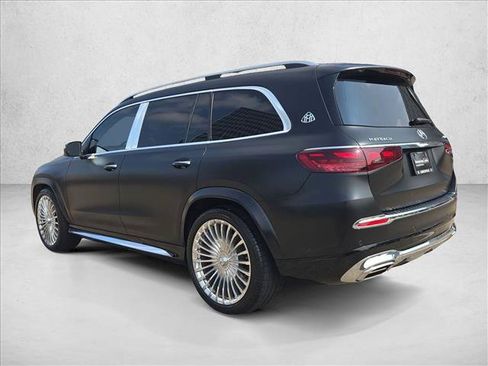 Used 2025 Mercedes-Benz Maybach GLS 600 4MATIC image 8