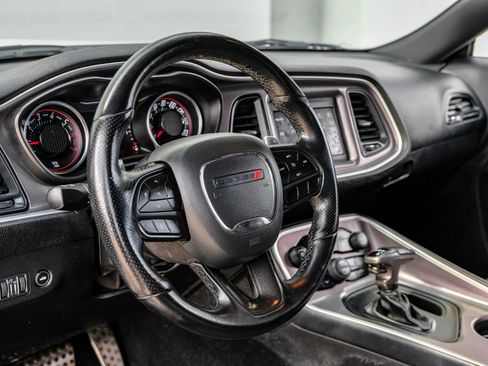 Used 2022 Dodge Challenger R/T image 22