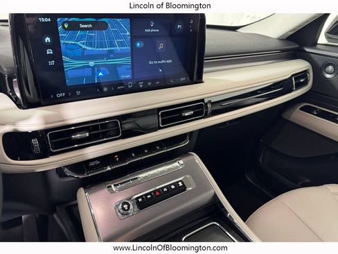 New 2026 Lincoln Aviator AWD image 33