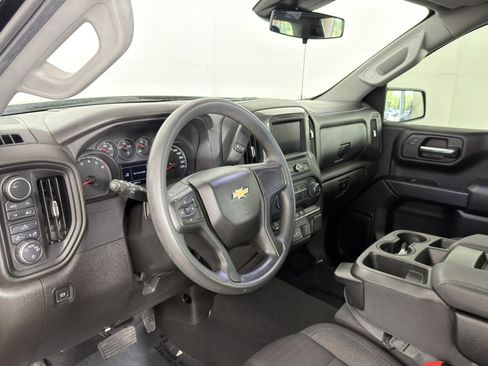 Used 2022 Chevrolet Silverado 1500 Custom AWD/4WD image 10