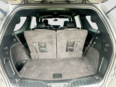 Used 2021 Dodge Durango SRT Hellcat w/ Technology Group image 29