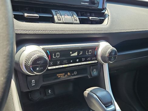 Used 2021 Toyota RAV4 XLE Premium FWD image 19