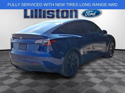 Used 2021 Tesla Model Y Long Range AWD/4WD image 4