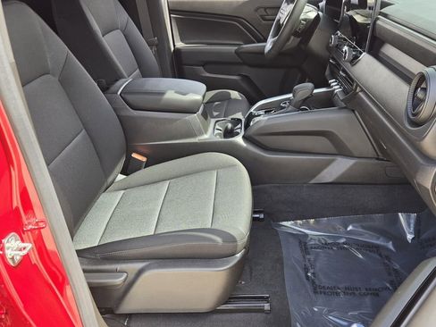 Used 2024 Chevrolet Colorado Trail Boss w/ Advanced Trailering Package image 18