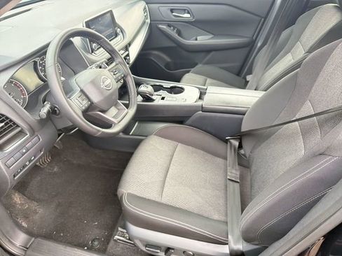 Used 2025 Nissan Rogue SV image 18