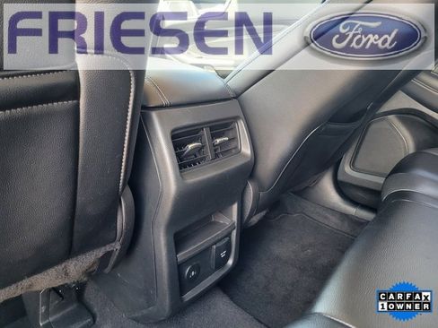 Used 2022 Ford Edge Titanium image 24