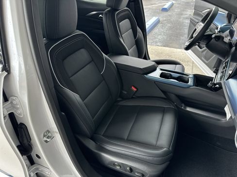 Used 2024 Chevrolet Equinox EV LT w/ Active Safety Package 3 FWD image 24