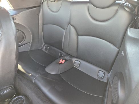 Used 2015 MINI Cooper Convertible image 27