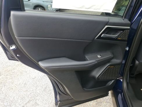 New 2026 Mitsubishi Outlander SE AWD/4WD image 14