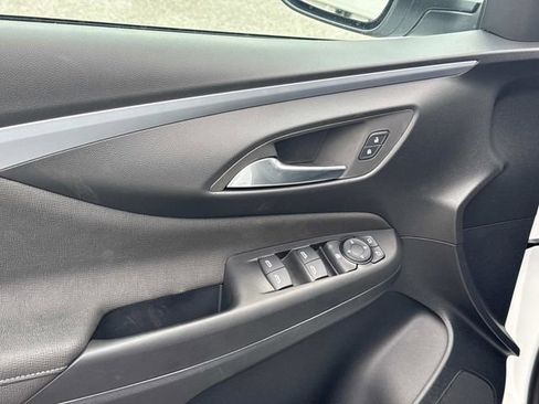 New 2026 Buick Envista Sport Touring w/ Convenience I Package FWD image 21