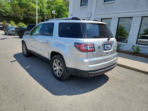 Used 2014 GMC Acadia SLT image 3