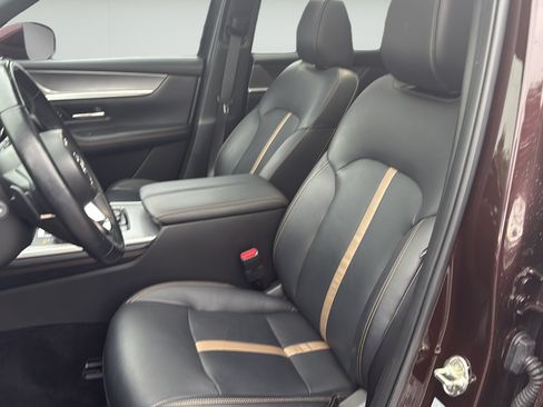 Used 2024 MAZDA CX-90 Plug-In Hybrid w/ Premium Plus AWD/4WD image 9