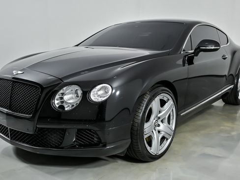 Used 2012 Bentley Continental GT image 6