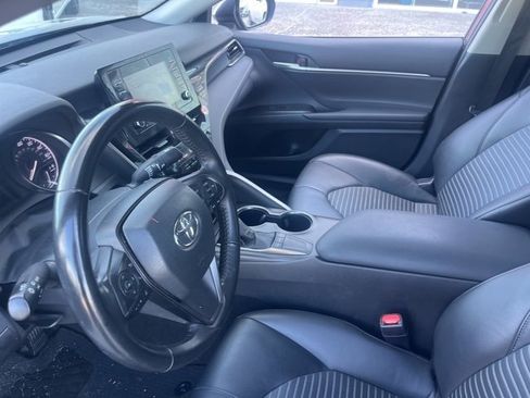 Used 2024 Toyota Camry SE image 10