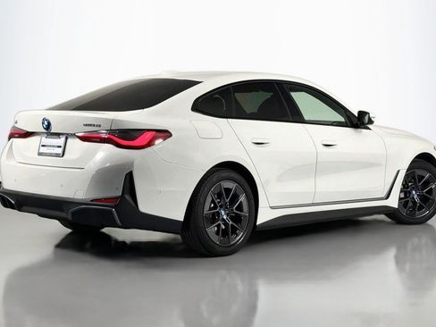 Used 2023 BMW i4 eDrive35 w/ Premium Package RWD image 12
