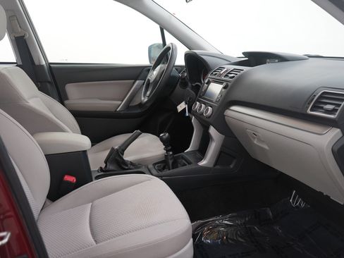 Used 2016 Subaru Forester 2.5i image 12