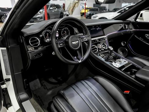 Used 2020 Bentley Continental GT image 8